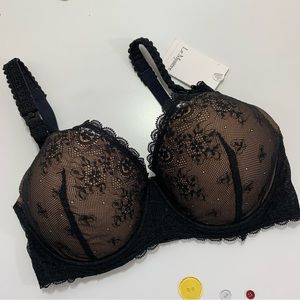 Le Mystere Sexy Mama Black and Tan Lace Bra NWT